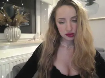 Bongacams Adult Video Chat of JulietteGlow