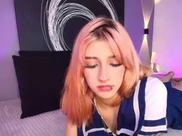 Bongacams Watch Live Sex Cams of AlannaViera