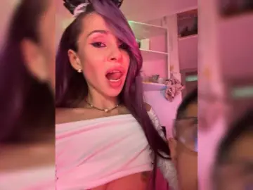 Bongacams Watch Live Sex Cams of VIP17CoupleDream