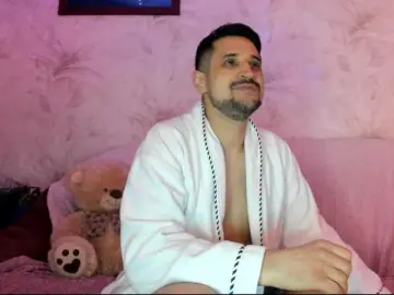 Bongacams Free Porn Cam of VIP17CoupleDream