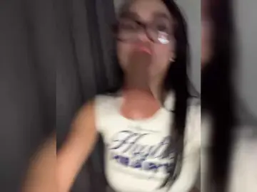 Bongacams Watch Live Sex Cams of AdamsFamily69