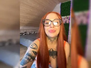Bongacams Watch Live Sex Cams of -alexis-