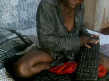 Bongacams Live Sex Cam of Cute-Viviana