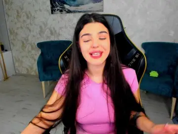 Bongacams Live Sex Cam of SnowingWinter