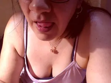 Bongacams Adult Webcam of lucyLUxxx