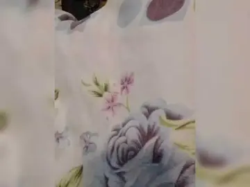 Bongacams Adult Webcams of NaughtyWetPieXx