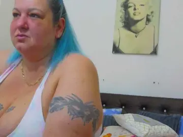 Bongacams Adult Webcams of BBWBlackDevon