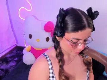 Bongacams Free Live Porn of Belacurvyx