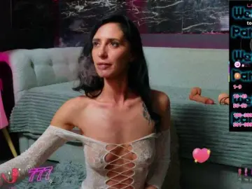 Bongacams Free Porn Cam of KaylaJoy