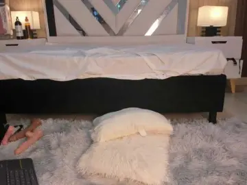 Bongacams Nude Webcam of Scarletthomas