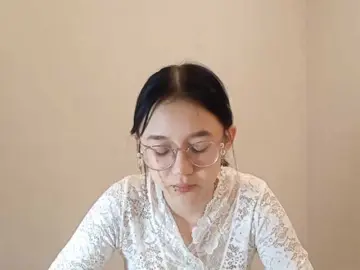 Bongacams Nude Webcam of MyrleHenggeler