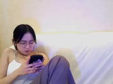Bongacams Live Sex of MyrleHenggeler