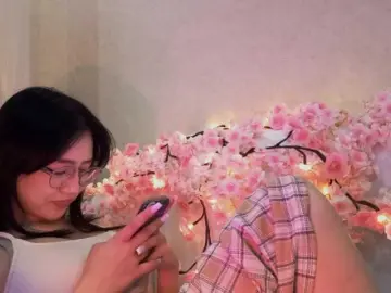 Bongacams Best live sex cam show of MyrleHenggeler