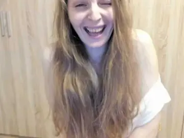 Bongacams Adult Video Chat of Lulu-Erotica