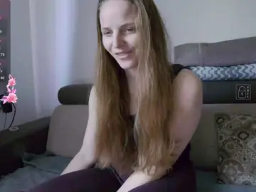 Bongacams Live Sex Cam of Lulu-Erotica