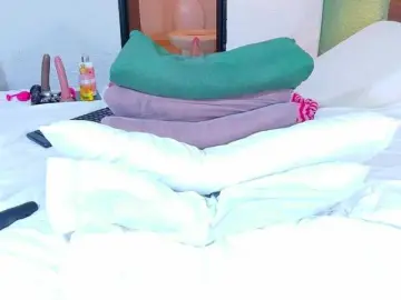 Bongacams Sex Cam of DANAABROWN