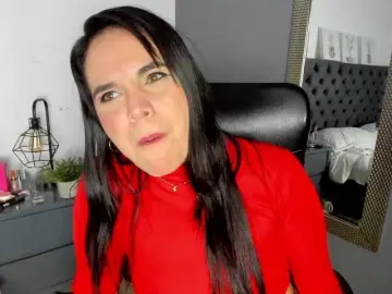 Bongacams Adult Video Chat of LauraHotties