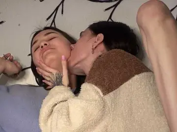 Bongacams Nude Webcam of 2Love-Love2