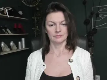 Bongacams Best live sex cam show of mrsVivian