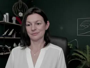 Bongacams Nude Webcam of mrsVivian