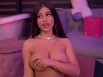 Bongacams Best live sex cam show of BellaNoirre