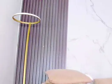 Bongacams Free Porn Cam of ebonydreams01