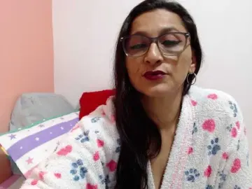 Bongacams Adult Webcams of KarinaSuarez1