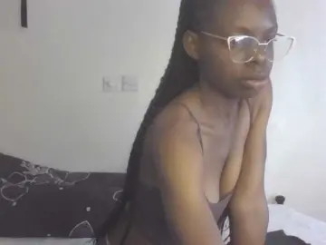 Bongacams Free Porn Cam of MysticCharm