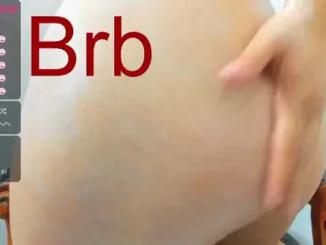 Bongacams Nude Webcam of Squirtle-Girl