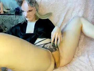 Bongacams Sex Cam of EatFuckLove