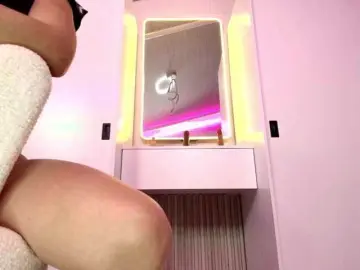 Bongacams Adult Webcams of NAOMIAMAZING01