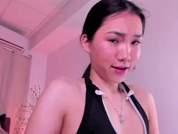 Bongacams Free Live Porn of Divine-Madness