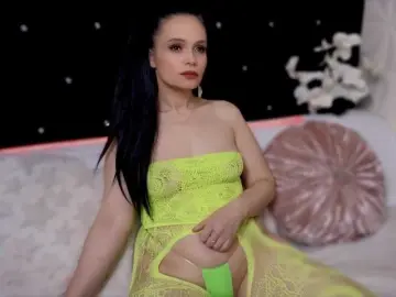 Bongacams Adult Webcams of Sweeteest-Julie