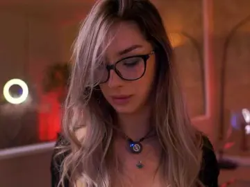 Bongacams Best Webcam of MaddieBryggs