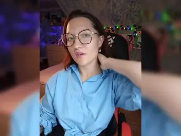 Bongacams Adult Webcam of Rosia-Guess