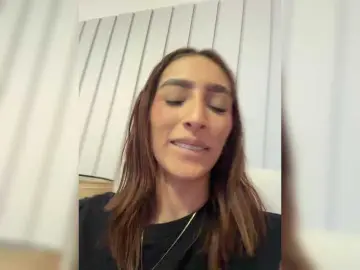 Bongacams Live Porn of Megan-Holly