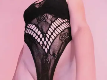 Bongacams Watch Live Sex Cams of kiwi-----