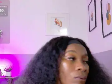 Bongacams Free Live Porn of petitelittleebony