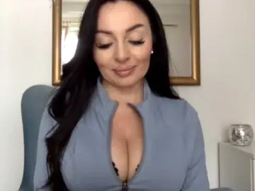 Bongacams Adult Webcams of sensuallstella