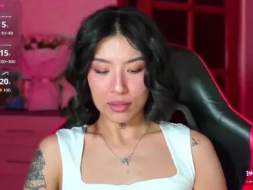 Bongacams Free Porn Cam of JulieTurner