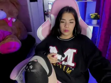 Bongacams Watch Live Sex Cams of LianyTaylor
