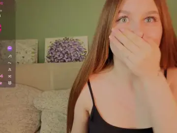 Bongacams Nude Webcam of AliceGrand