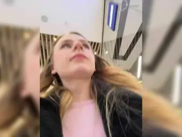 Bongacams Nude Webcam of elegantbabe