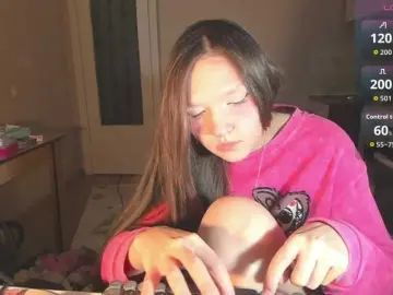 Bongacams Live Sex of Cute-Lolly