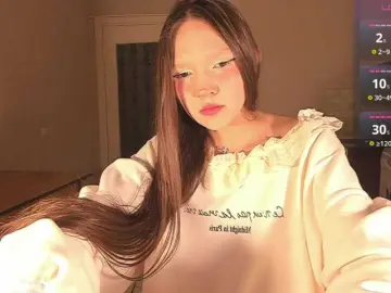 Bongacams Private Sex Chat of Cute-Lolly