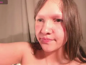 Bongacams Adult Webcam of Cute-Lolly