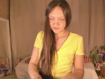 Bongacams Free Live Porn of Cute-Lolly