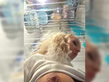 Bongacams Nude Webcam of Valeriah