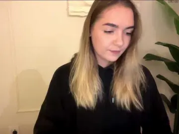 Bongacams Live Sex Cam of RoxyHorny