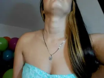 Bongacams Free Live Porn of Sharonbar